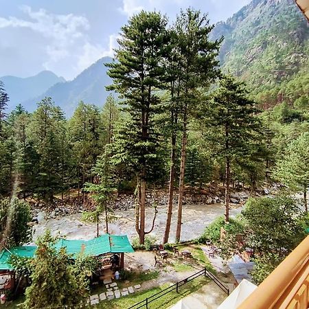 Hotel Purnima Riverside Kasol Eksteriør bilde