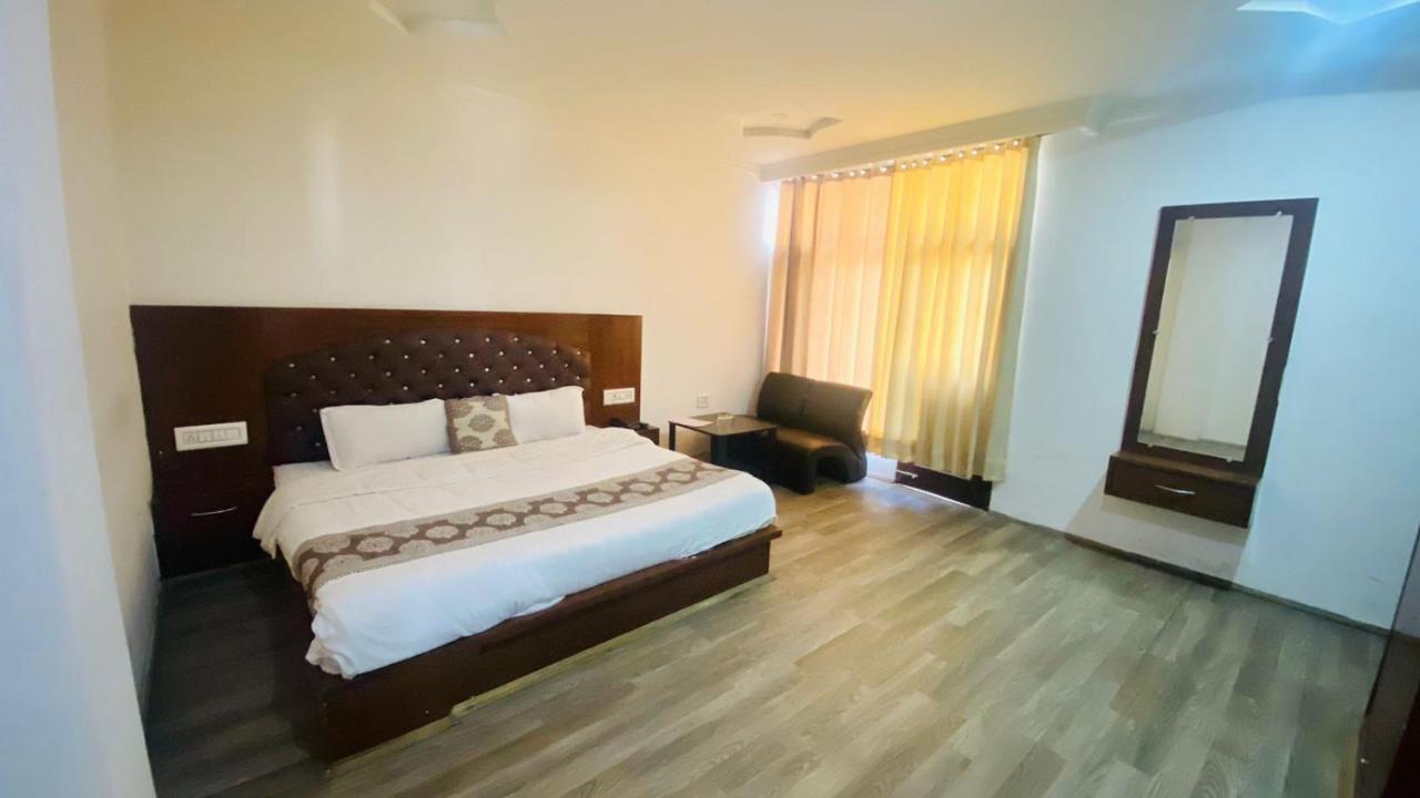 Hotel Purnima Riverside Kasol Eksteriør bilde