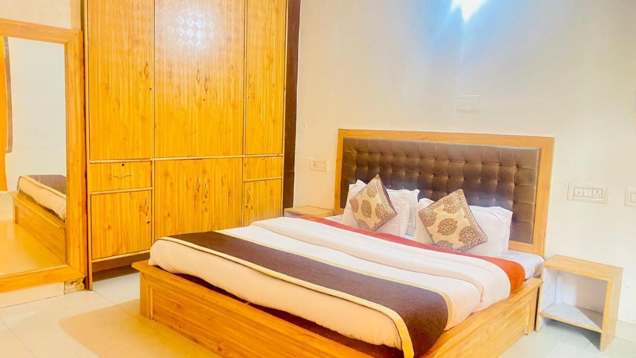 Hotel Purnima Riverside Kasol Eksteriør bilde