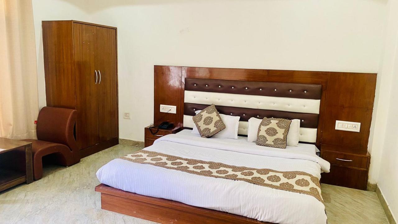 Hotel Purnima Riverside Kasol Eksteriør bilde
