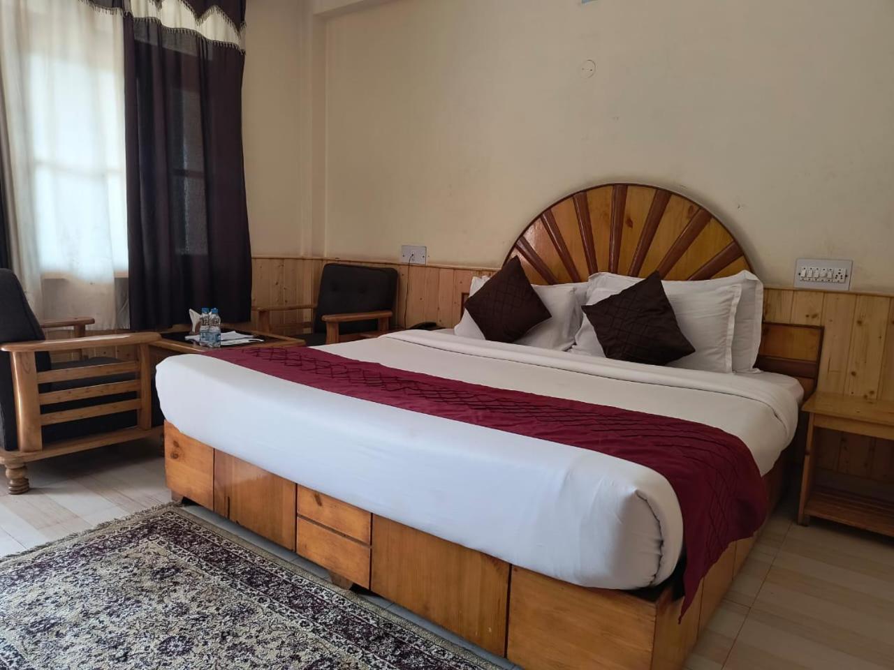 Hotel Purnima Riverside Kasol Eksteriør bilde