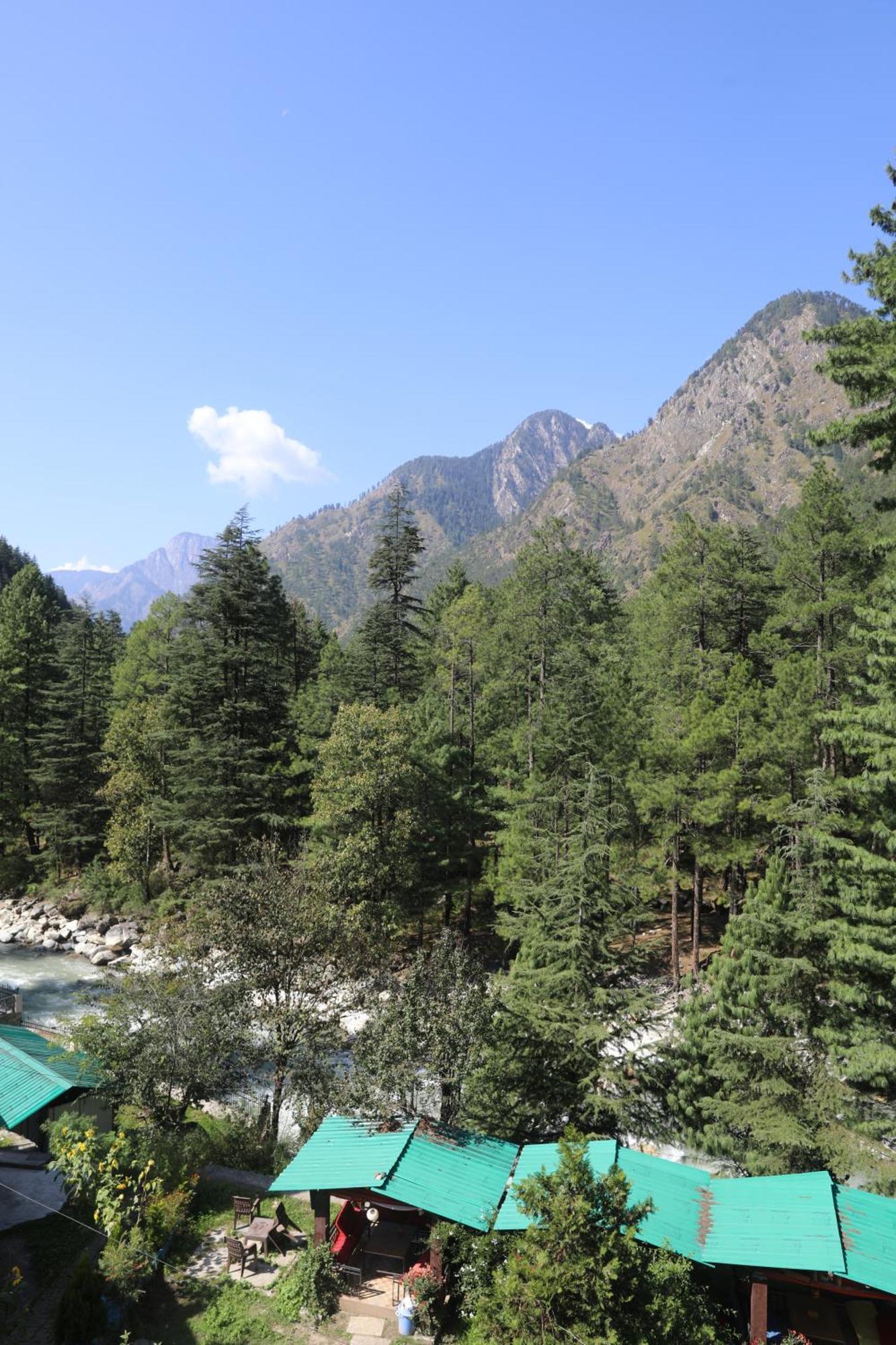 Hotel Purnima Riverside Kasol Eksteriør bilde